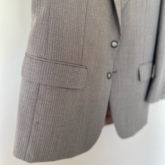 Vintage Grey Pinstripe Blazer - Picture 4 of 9
